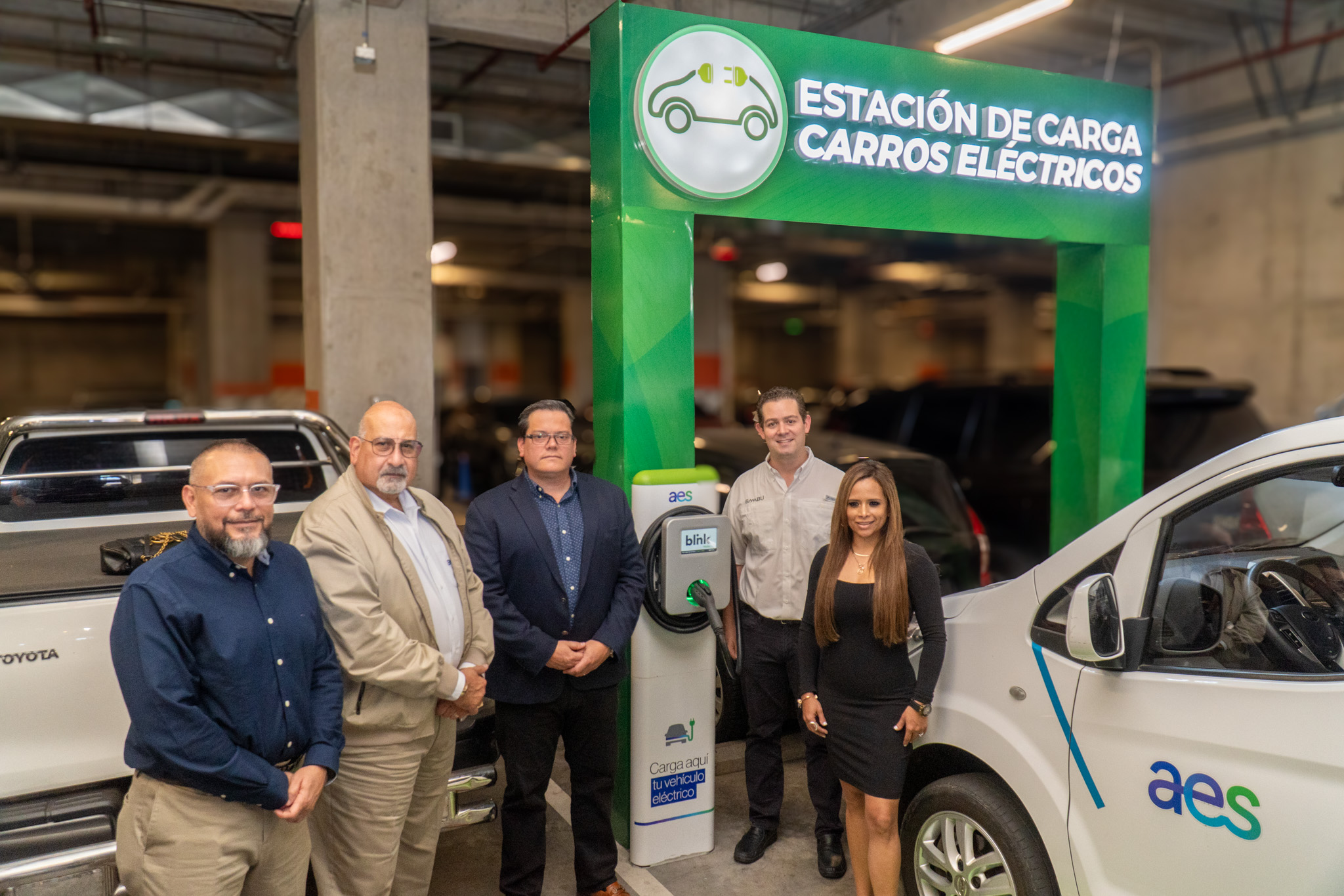 AES El Salvador, Blink Charging y Bambú City Center dan un nuevo impulso a la electromovilidad del país